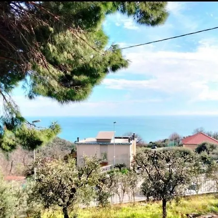 Red Squirrels 公寓